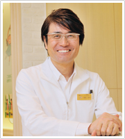 医療法人ゆめはんな会 ヨリタ歯科クリニック 寄田 幸司先生